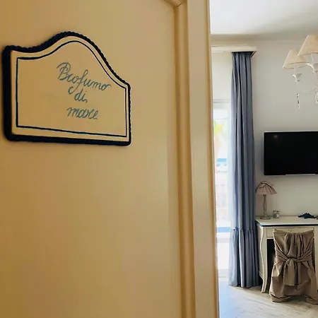 La Casa Di Ada E Gigi Vacanze Порто-Чезарео